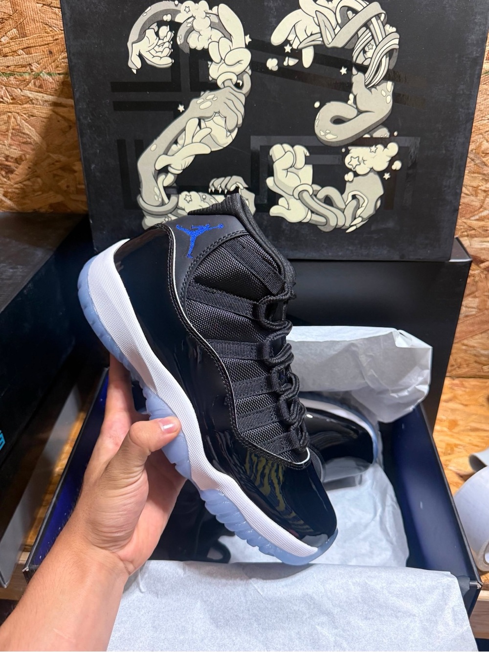 Air Jordan 11 Retro “Space Jam ”(Men Sizes)